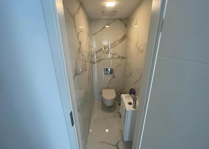 Luxury In Balatonalmadi, Almadi Lux Iii - Pure Gold דירה *